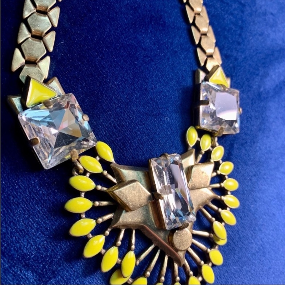 Stella & Dot Gold Tone Norah Necklace